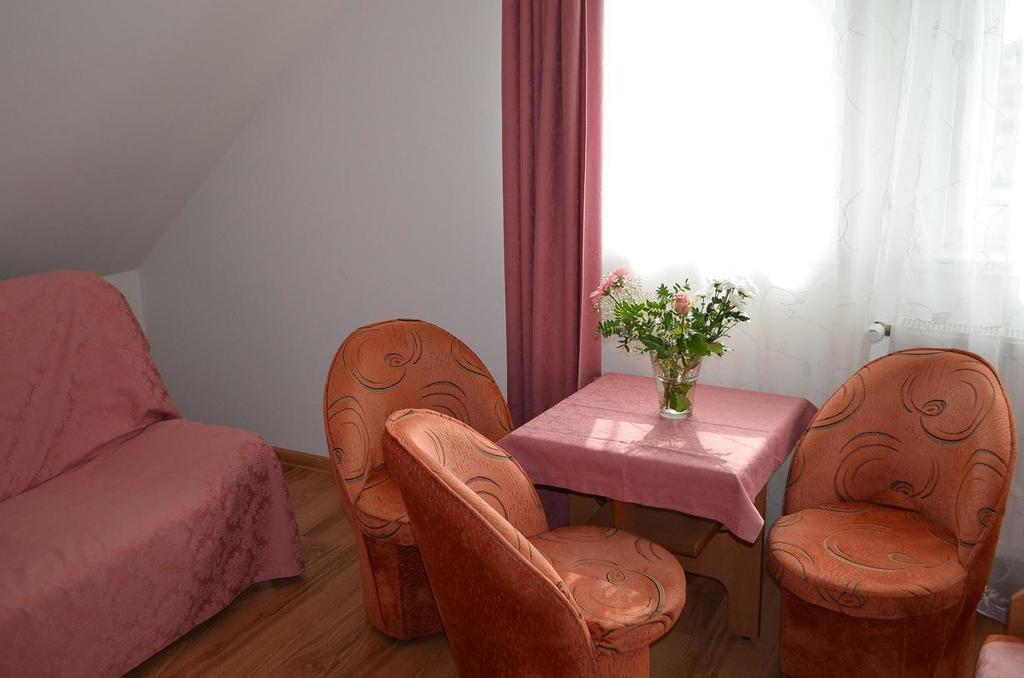 Dom Goscinny "Berberys" Rewal Room photo